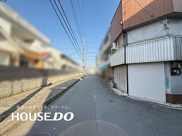 コンビニ、スーパー、ホームセンターまでも徒歩10分圏内と便利な立地です♪