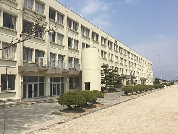 華陽中学校 2000m