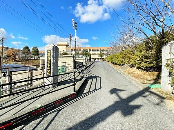 須恵町立　須恵第二小学校 500m