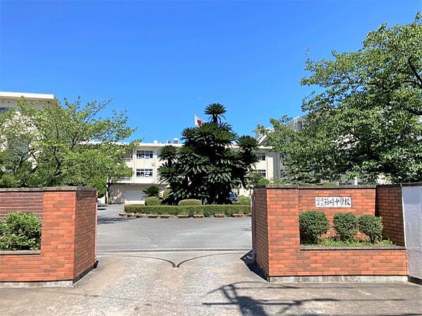 福岡市立　箱崎中学校 700m