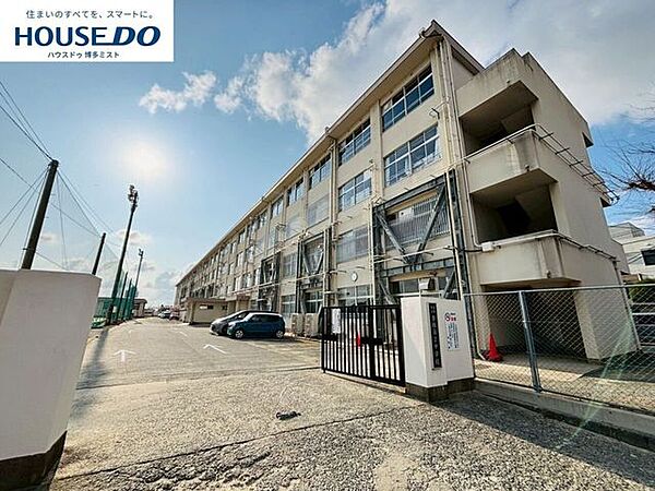 福岡市立香椎第二中学校 1900m