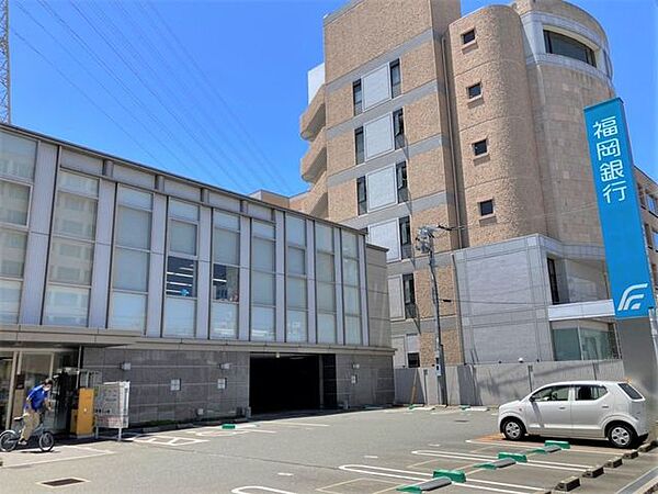 福岡銀行　福岡流通センター支店 650m