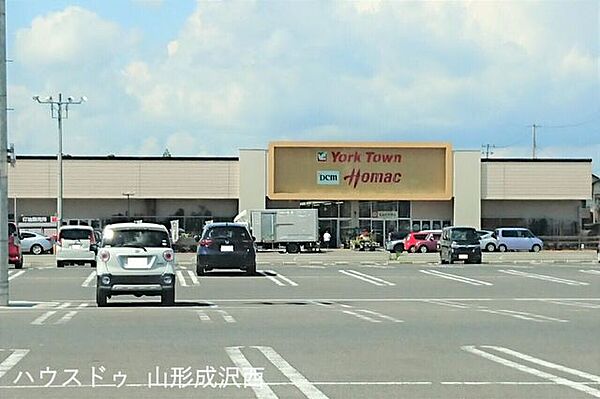 DCM落合店 1790m