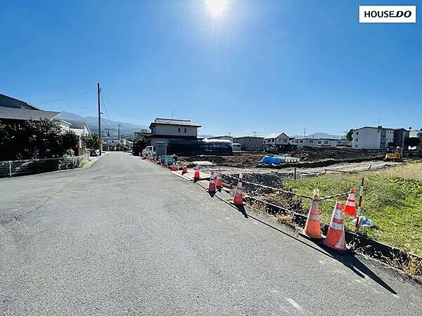 前面道路含む現地写真