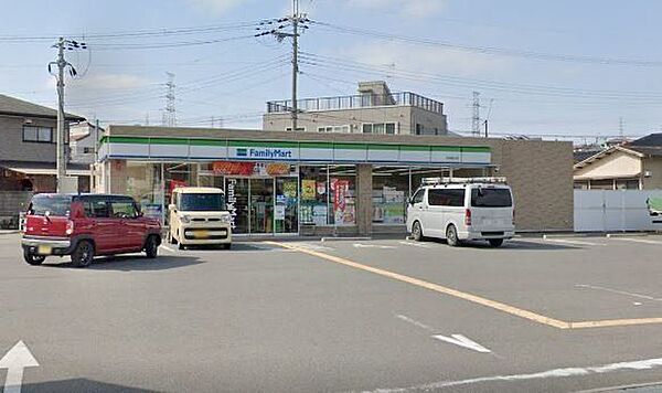 ファミリーマート生駒俵口店 960m