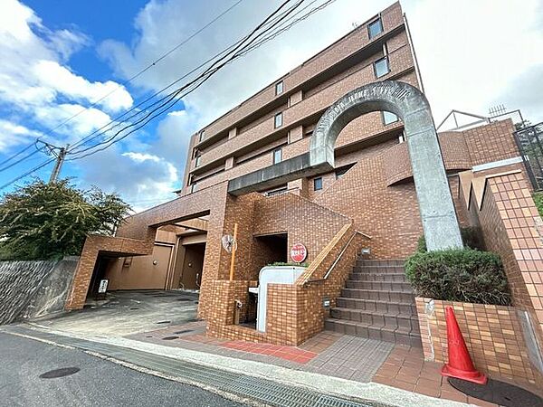 自然とうまく調和した環境の良い地域です。毎日を快適に気持ちよく過ごしていただけます。