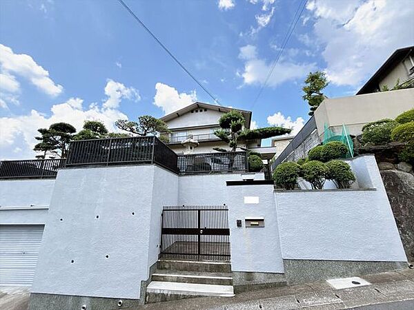 閑静な住宅地で子育て環境にもピッタリです◎
