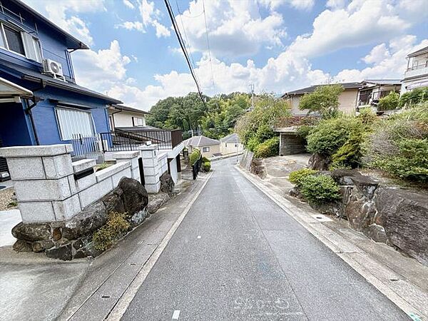 閑静な住宅地で静かに生活ができます♪