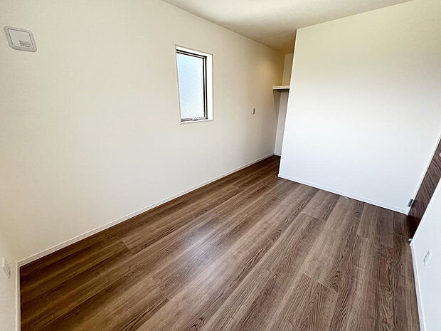 ☆各部屋大型収納完備☆子供部屋・主寝室にお好きにコーディネートしよう！！