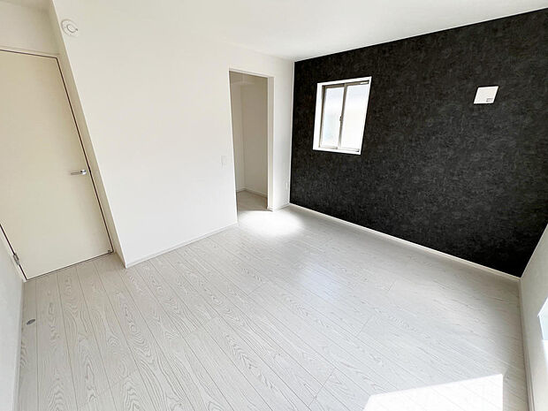 ☆各部屋大型収納完備☆子供部屋・主寝室にお好きにコーディネートしよう!!