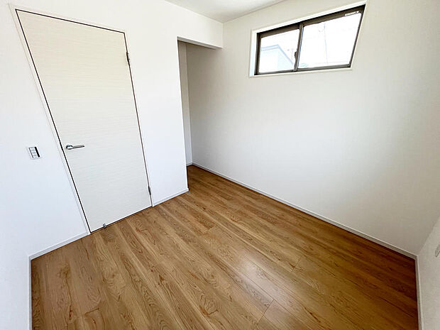 ☆収納完備☆子供部屋・主寝室にお好きにコーディネートしよう!!