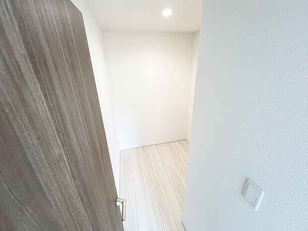 ☆ウォークインクローゼット☆テレワーク・趣味部屋でも!!