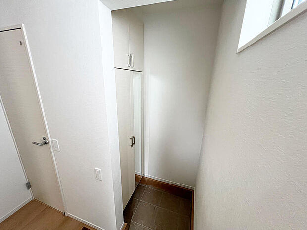 ☆大型シューズクローゼットがあります☆便利です！！