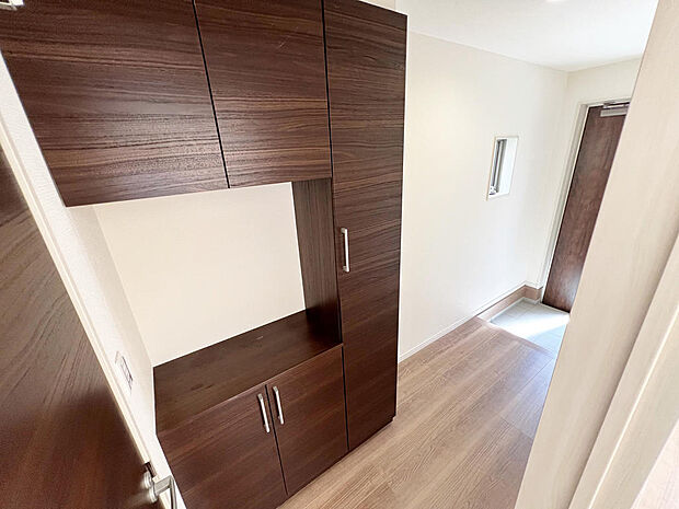 ☆大型シューズクローゼットがあります☆便利です！！