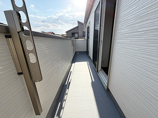 ☆南東向きバルコニー☆