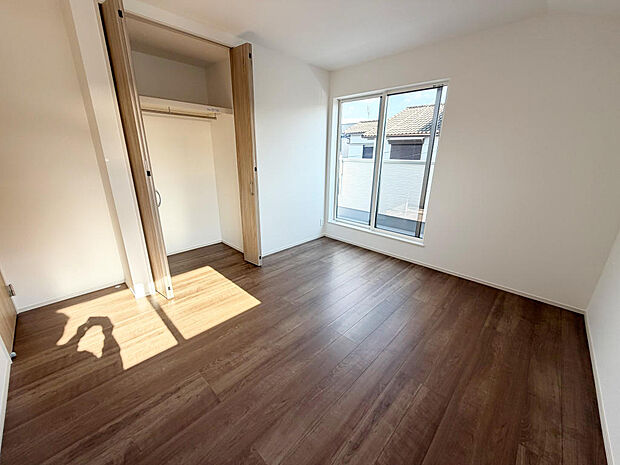 ☆各部屋収納完備☆子供部屋・主寝室にお好きにコーディネートしよう！！