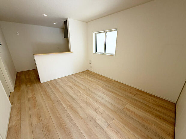 ☆大変明るいリビング☆広々した空間で家族との大切な時間をお過ごしください！！