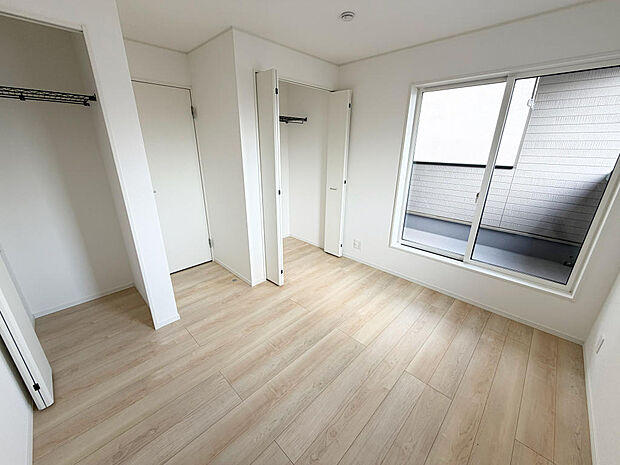 ☆各部屋大型収納完備☆子供部屋・主寝室にお好きにコーディネートしよう！！