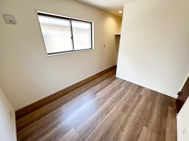 ☆各部屋大型収納完備☆子供部屋・主寝室にお好きにコーディネートしよう!!