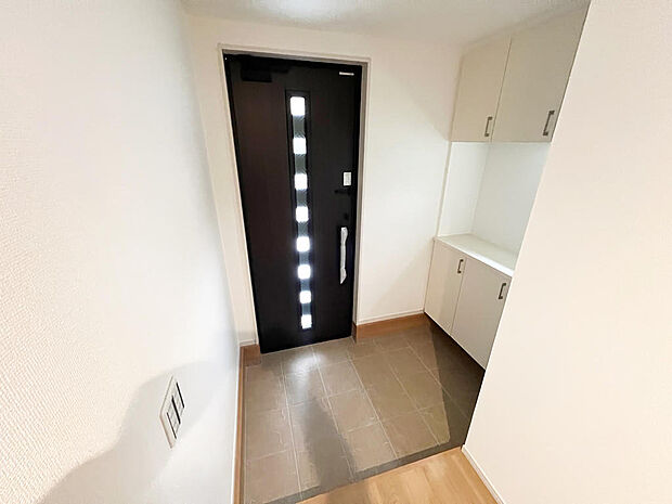 ☆大型シューズクローゼットがあります☆便利です!!