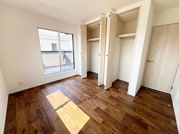☆各部屋大型収納完備☆子供部屋・主寝室にお好きにコーディネートしよう!!