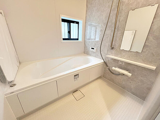 ☆ゆったりと足をのばして1日の疲れを癒して下さい☆