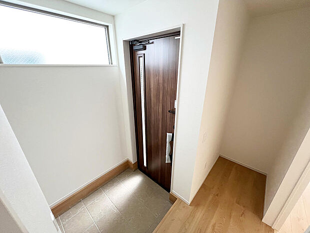 ☆大型シューズクローゼットがあります☆便利です！！