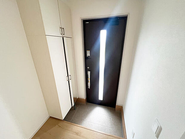 ☆大型シューズクローゼットがあります☆便利です!!