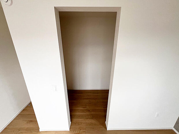 ☆ウォークインクローゼット☆テレワーク・趣味部屋でも!!