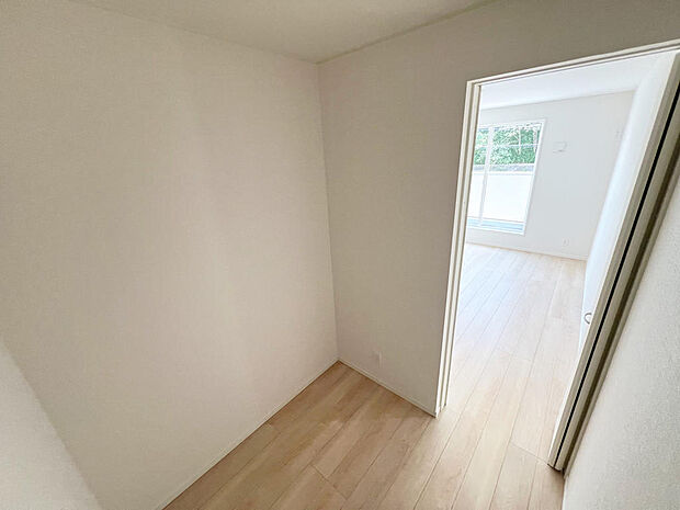 ☆ウォークインクローゼット☆テレワーク・趣味部屋でも！！