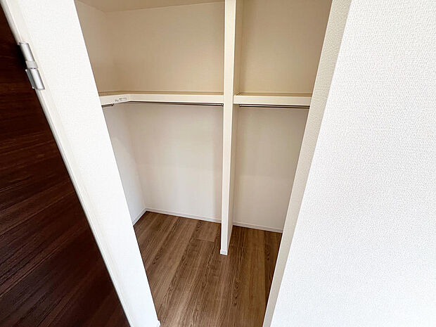 ☆ウォークインクローゼット☆テレワーク・趣味部屋でも！！
