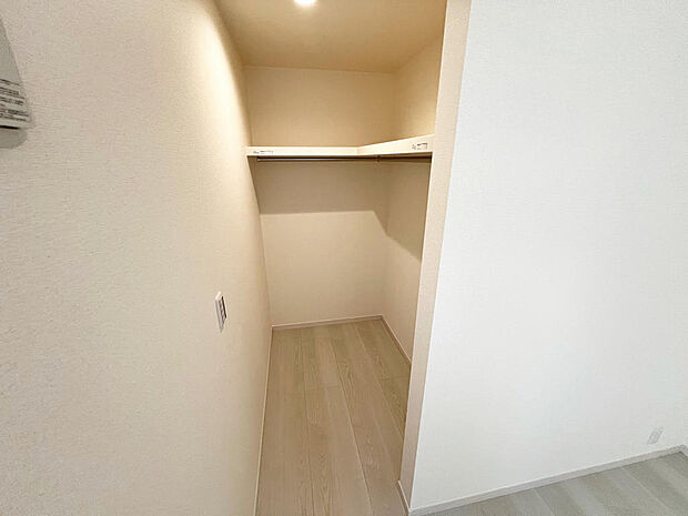 ☆ウォークインクローゼット☆テレワーク・趣味部屋でも！！