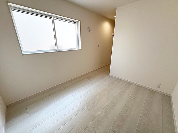 ☆各部屋大型収納完備☆子供部屋・主寝室にお好きにコーディネートしよう！！