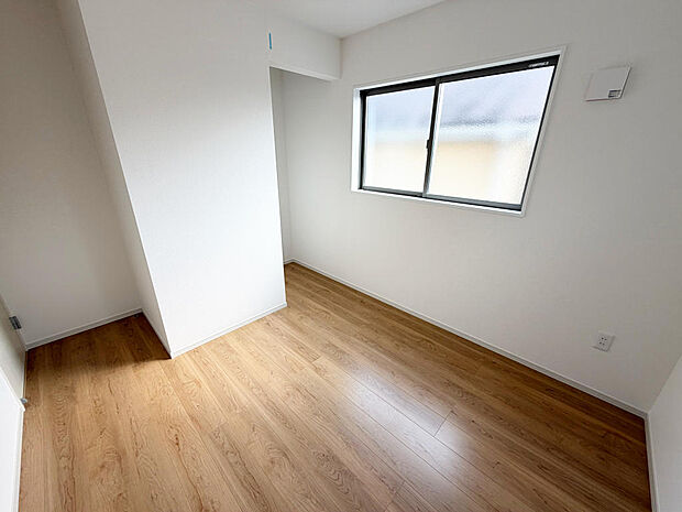 ☆収納完備☆子供部屋・主寝室にお好きにコーディネートしよう！！