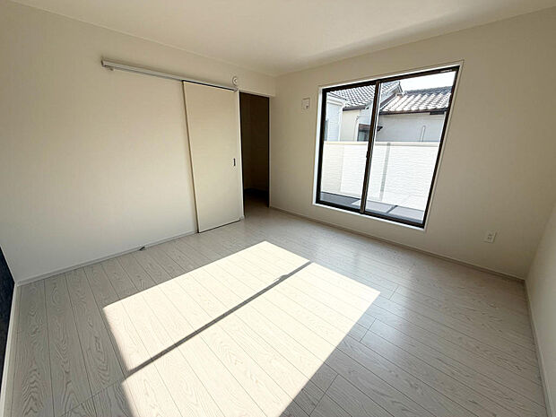 ☆収納完備☆子供部屋・主寝室にお好きにコーディネートしよう!!