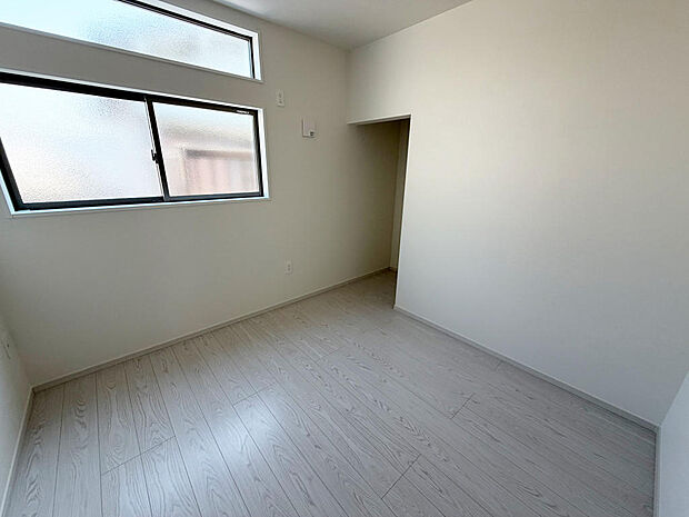 ☆収納完備☆子供部屋・主寝室にお好きにコーディネートしよう!!