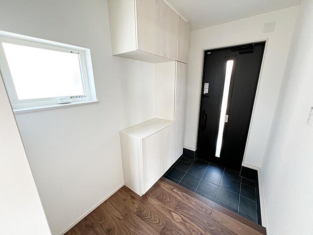 ☆大型シューズクローゼットがあります☆便利です！！