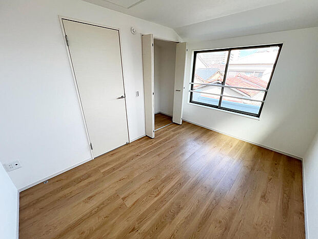 ☆各部屋収納完備☆子供部屋・主寝室にお好きにコーディネートしよう！！