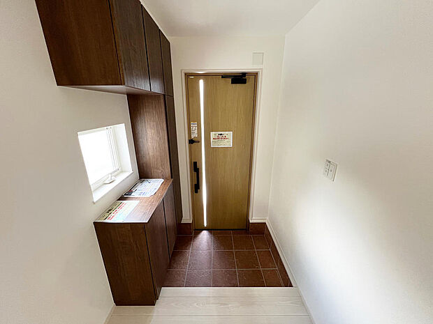 ☆大型シューズクローゼットがあります☆便利です！！