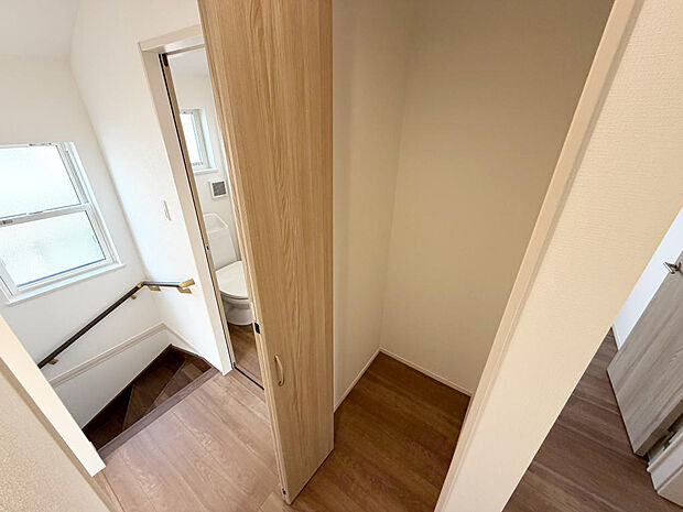 ☆2階☆廊下にある収納☆