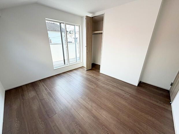 ☆各部屋収納完備☆子供部屋・主寝室にお好きにコーディネートしよう!!