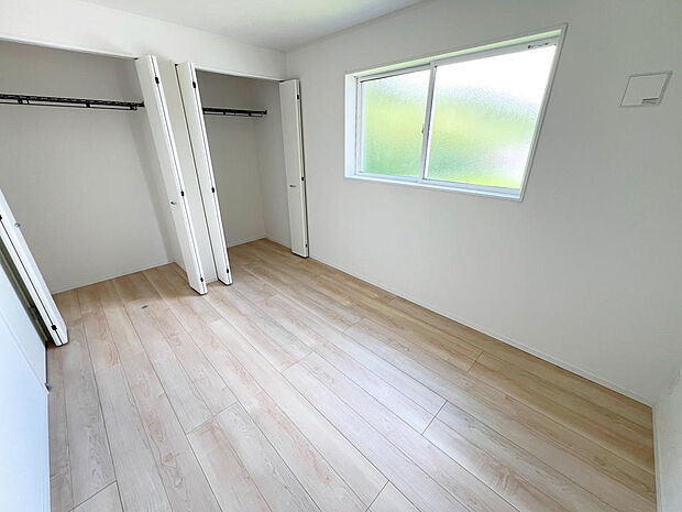 ☆各部屋大型収納完備☆子供部屋・主寝室にお好きにコーディネートしよう!!