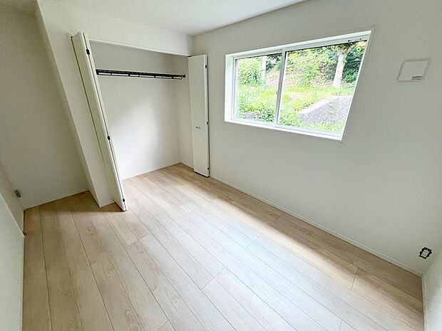 ☆各部屋大型収納完備☆子供部屋・主寝室にお好きにコーディネートしよう!!