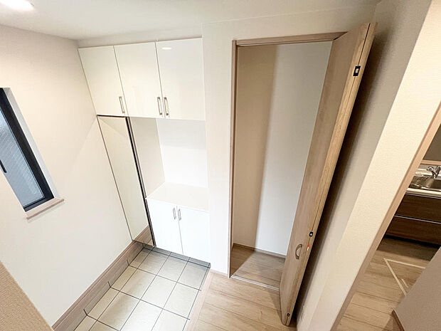 ☆1階☆廊下にある収納☆