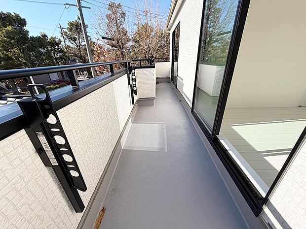 ☆南面の広々としたバルコニー☆