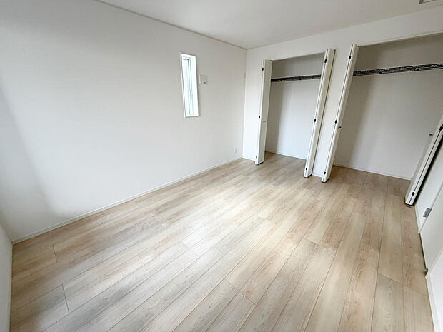 ☆各部屋大型収納完備☆子供部屋・主寝室にお好きにコーディネートしよう！！