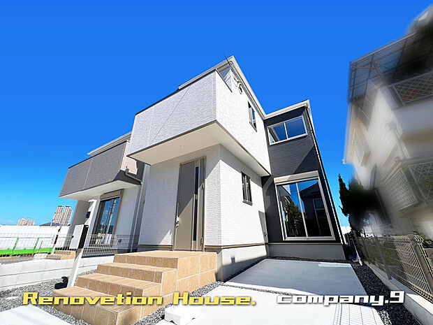 ☆現地外観写真☆Terrechez☆２号棟☆子育てに適した住環境☆土地29坪☆日当たり良好☆LDK広々17.7帖☆生活施設が充実☆WIC・食洗機☆全居室2面採光☆前道４ｍ☆