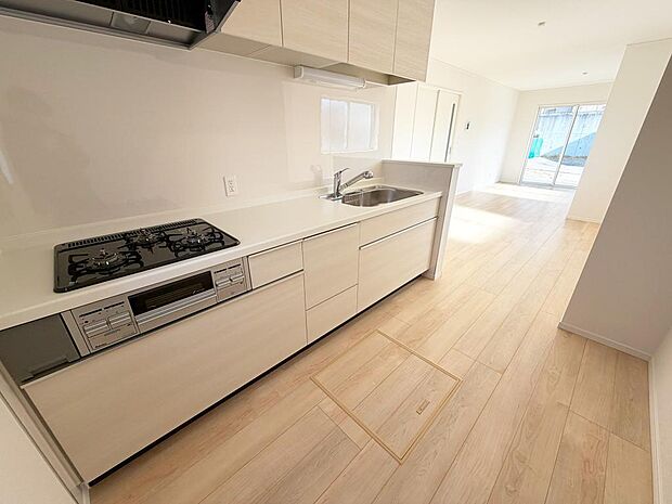 ☆大型のシステムキッチン☆家族と会話しながら楽しくクッキング！！