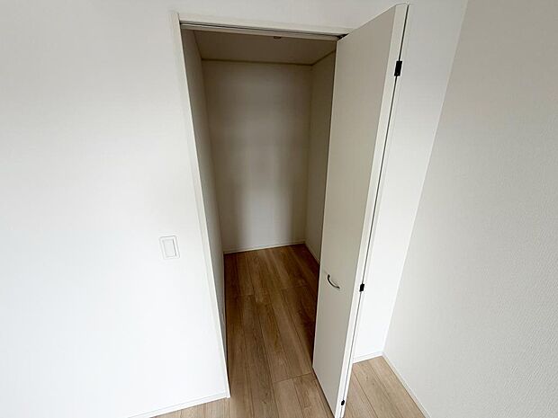 ☆ウォークインクローゼット☆テレワーク・趣味部屋でも！！