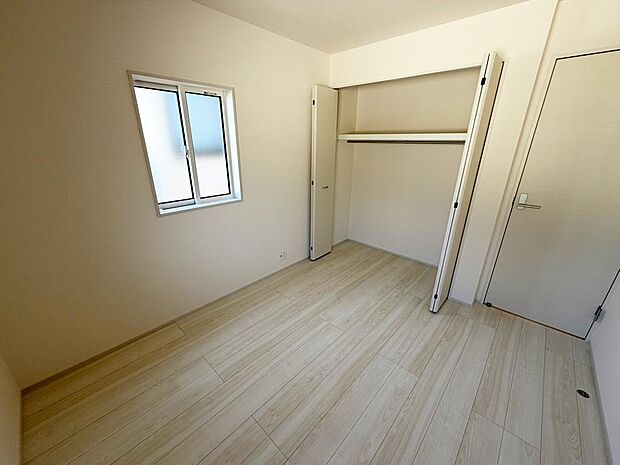 ☆各部屋大型収納完備☆子供部屋・主寝室にお好きにコーディネートしよう！！